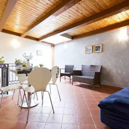 Centro Zoe Bed & Breakfast 3*